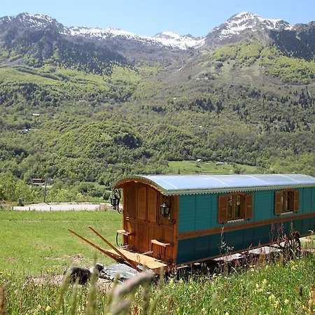 Roulottes Montagne Pyrenees Gasthuis 3*