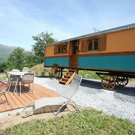 Roulottes Montagne Pyrenees 3*