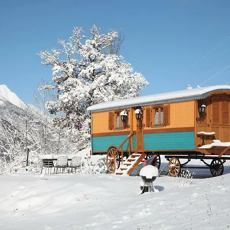 Roulottes Montagne Pyrenees 3*