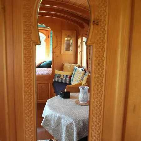 Roulottes Montagne Pyrenees Gasthuis Luz-Saint-Sauveur