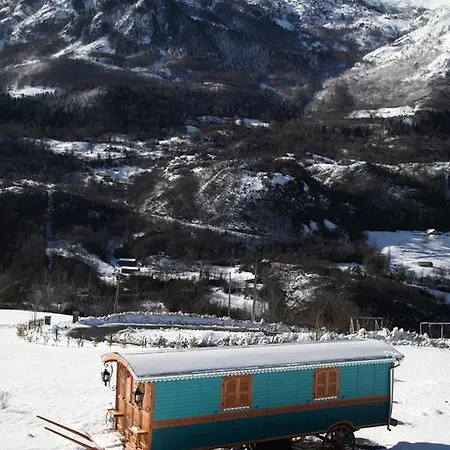 Roulottes Montagne Pyrenees 3*