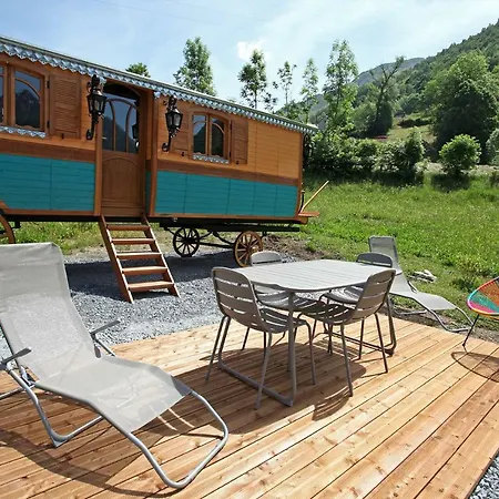 Roulottes Montagne Pyrenees Penzion Luz-Saint-Sauveur