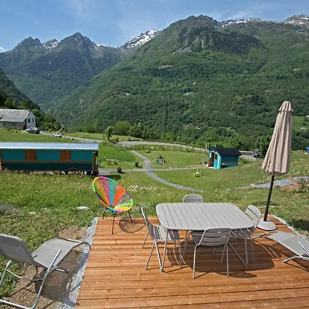 Roulottes Montagne Pyrenees Penzion