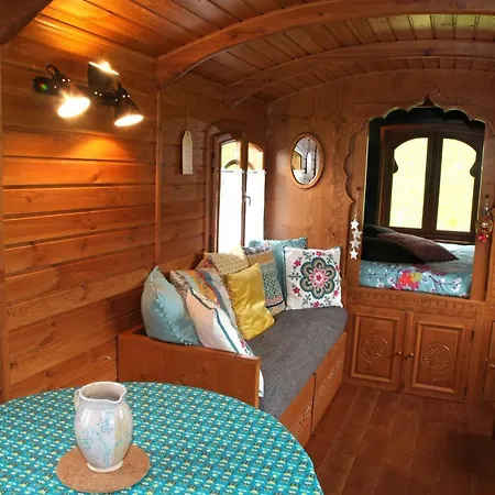 Roulottes Montagne Pyrenees 3*