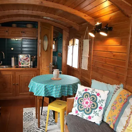 Roulottes Montagne Pyrenees 3*