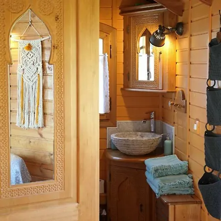 Penzion Roulottes Montagne Pyrenees