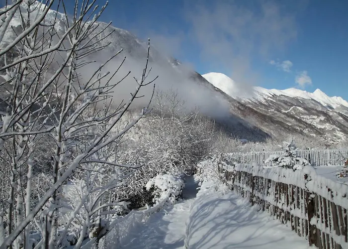 Roulottes Montagne Pyrenees 3* Luz-Saint-Sauveur
